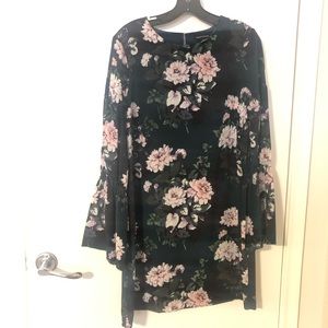 Like New Club Monaco Dress